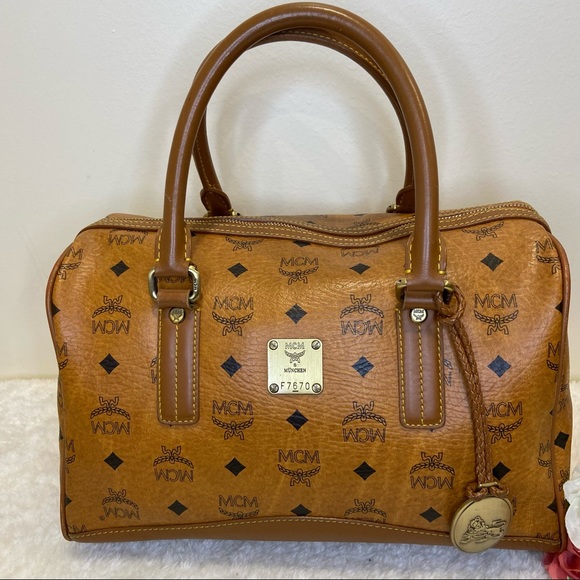 ❌ SOLD ❌ MCM VINTAGE BOSTON - Picture 2 of 12